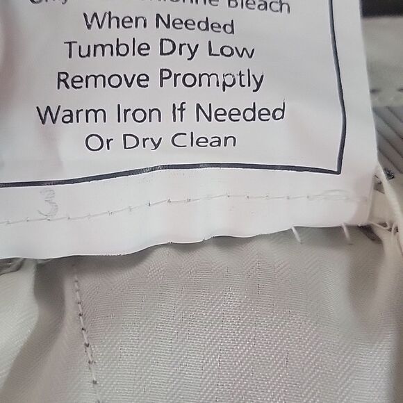 Joseph Abboud Tan color Pants 100% Wool, Machine Washable Size 33 - Picture 4 of 4